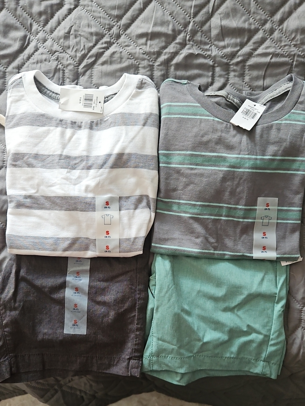 Old Navy Boys Short Sleeve Stripe Tees in Gray, White & Mint